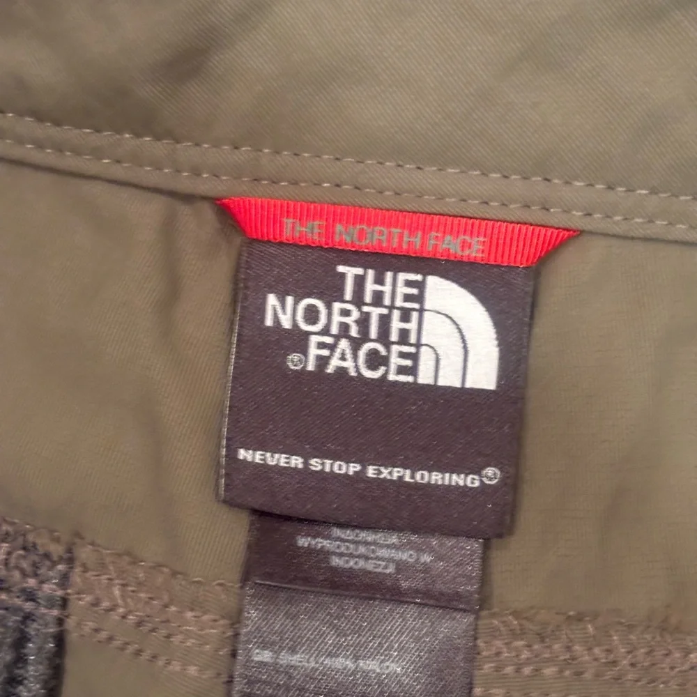 The North Face Men's Olive Cargo‎ Shorts